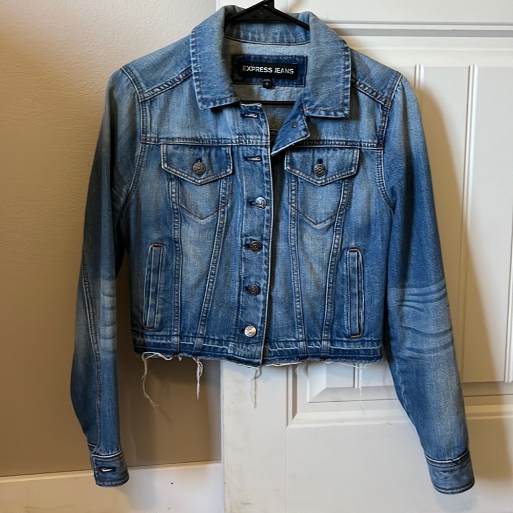Express Crop Jean Jacket Size S with Pockets